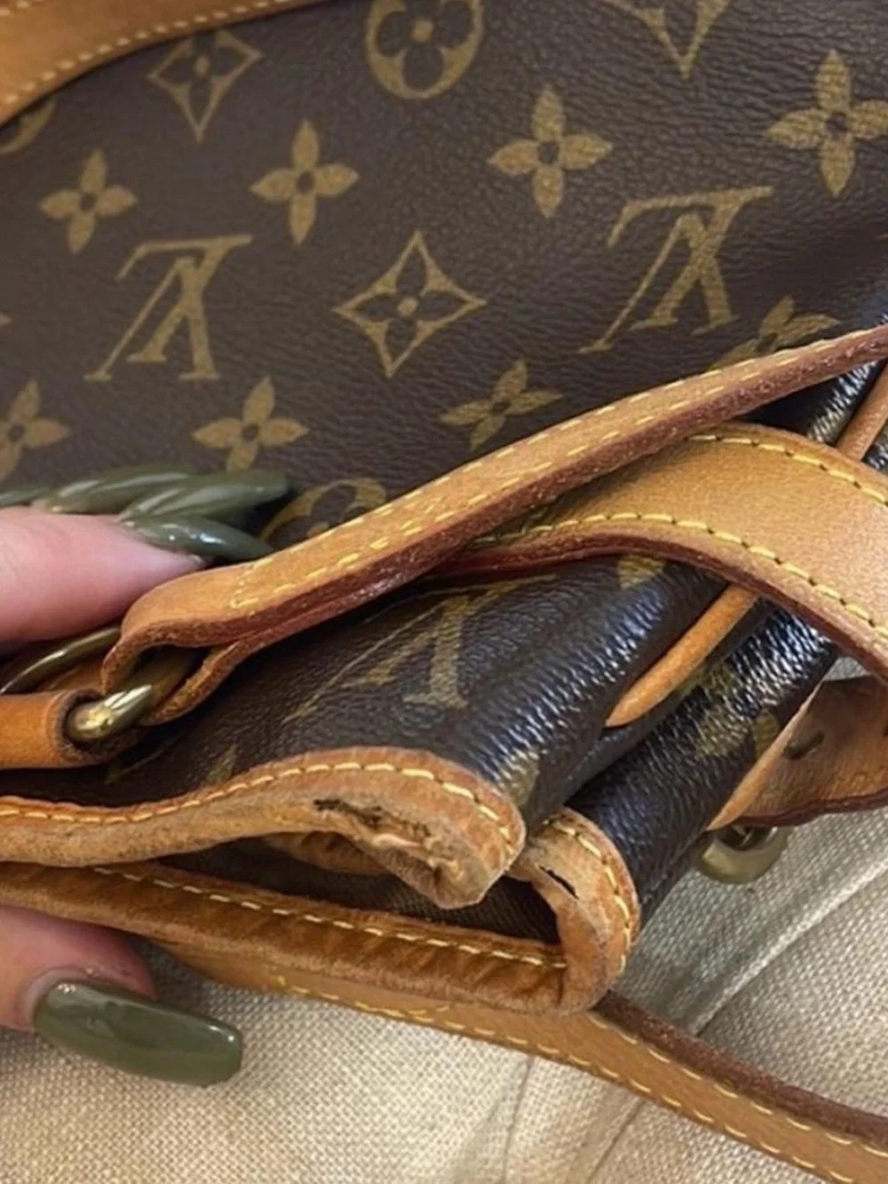 Louis Vuitton reposhing **
